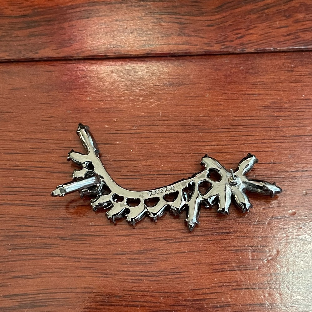 Ear Cuff - Picture 3 of 9